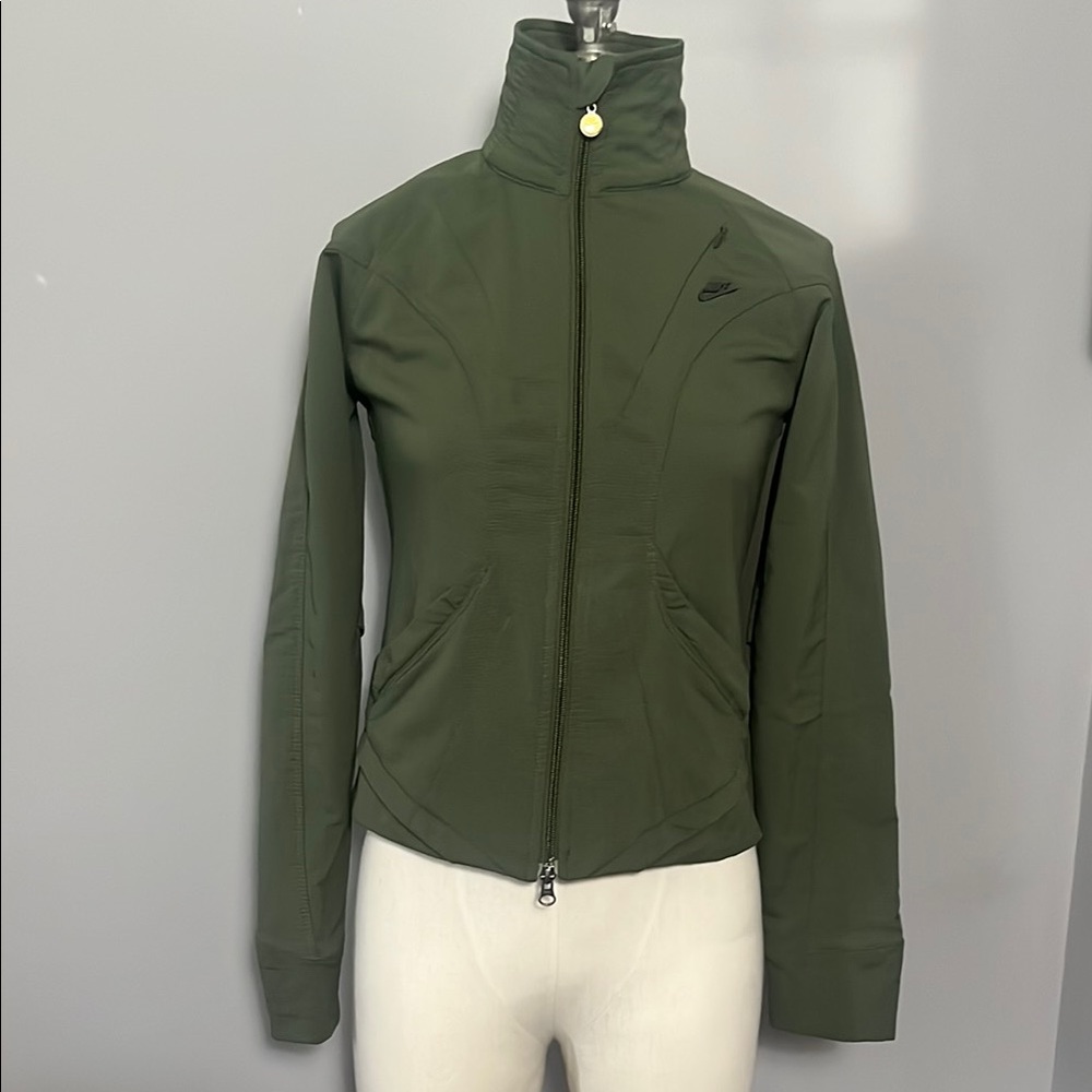 LAST CHANCE Nike VINTAGE XS Green Tennis Full Zip Jacket